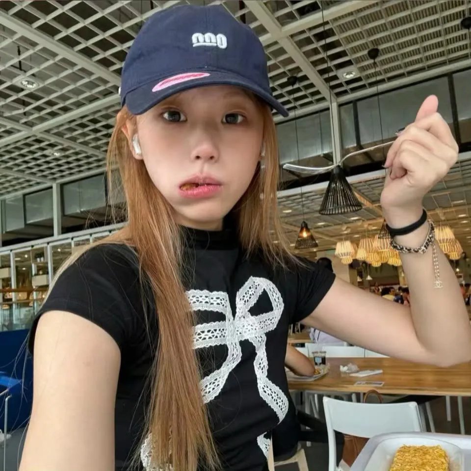 在微尘中漫舞
